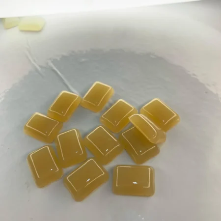 Camel(High Quality Plastic Stone)-12Pcs