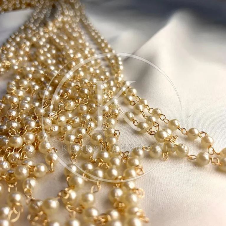 Indian Loop Pearl Chain-1Gaze