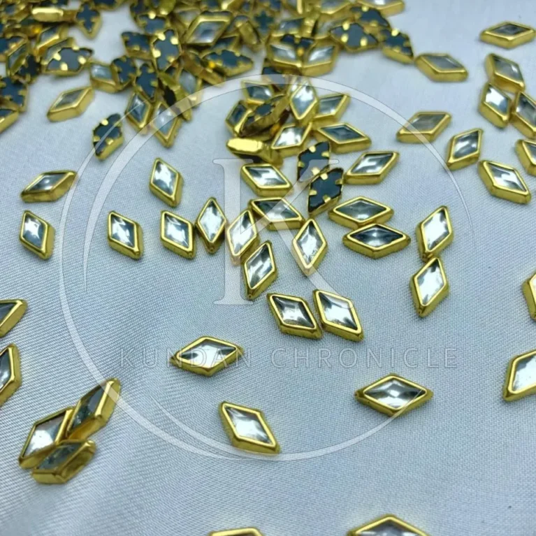 Big Kite Shape Kundan-10G