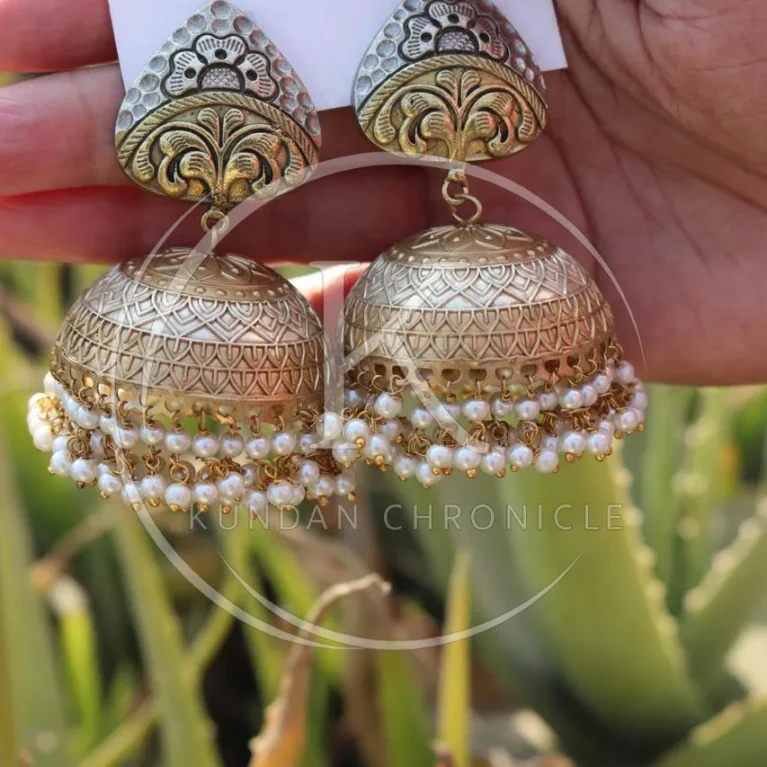 Sunehri Virsa Jhumkay